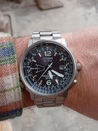 CITIZEN PILOT SUPER TITANIUM radiocontrollato 200m