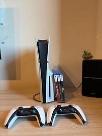 PS5 Slim Disco + 2 controller + 3 giochi