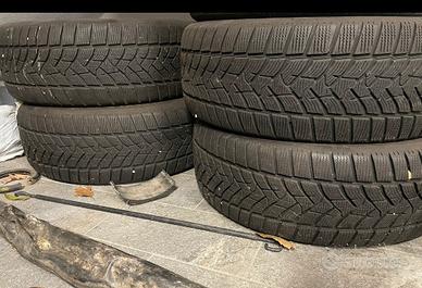 Gomme invernali 235/55 R19