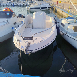 Mano' 22 del 2010 con motore Mercury Verado