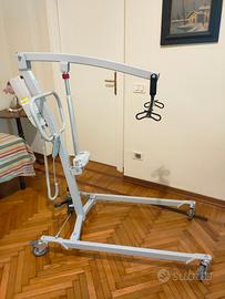 Sollevatore elettrico per disabili