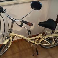 3 biciclette di cui 1 pieghevole