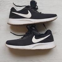 Scarpe Nike da uomo