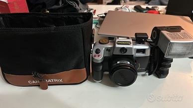 Macchina  fotografica e videocamera