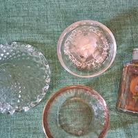 Coppette e boccetta vetro