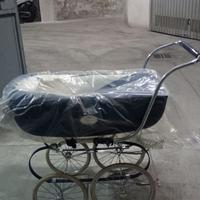 Carrozzina vintage