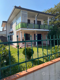 Villetta bifamiliare lido scacchi