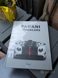 Libro in inglese "Pagani Hypercars - More" nuovo