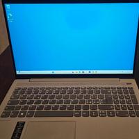 Notebook Lenovo 15 pollici