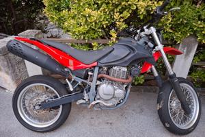 Beta M4 motard