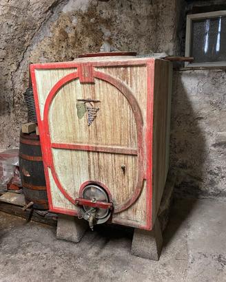 Cisterna in cemento da 10 Ettolitri  per vino