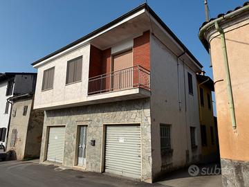 Casa indipendente a Montechiaro d'Asti