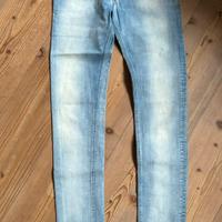 Jeans in denim Diesel “Sleenker”