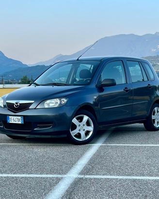 Mazda 2 1.4 TD 5p. Ed. Sony Ericsson Neopatentati