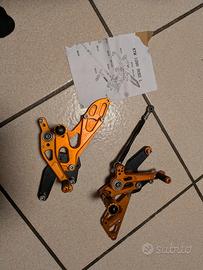 pedane regolabili super Duke 1290