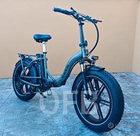 Bici elettrica fat con acceleratore come nuova 