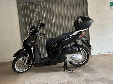 Scooter SH 300