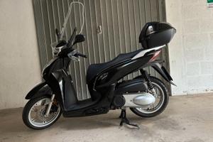 Scooter SH 300