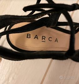 sandali neri scamosciati