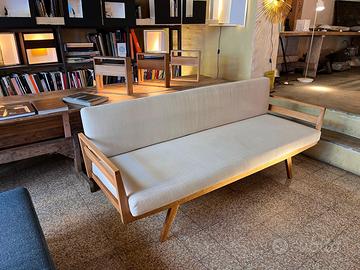 Divano "Day Bed 67x200" // Plinio il Giovane