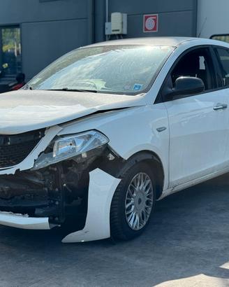 LANCIA YPSILON per ricambi usati 169A4000