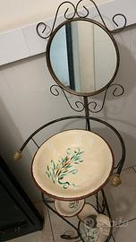 Lavabo decorativo in ferro battuto con specchio