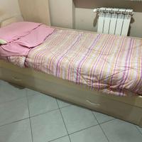 Letto singolo con letto sotto a scomparsa