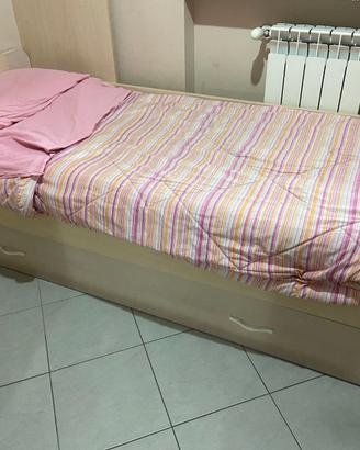 Letto singolo con letto sotto a scomparsa