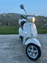 Vespa Primavera 125