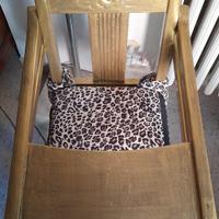 seggiolone vintage in legno dorato mis. 60x36h80