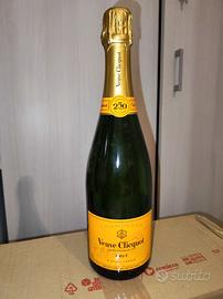 Champagne Veuve Clicquot