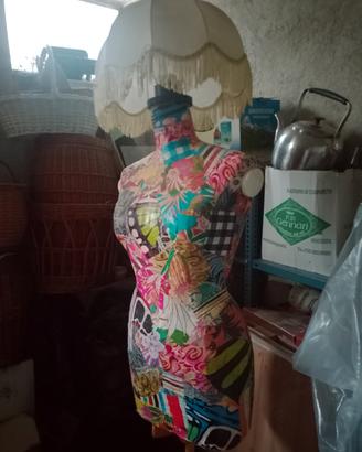 lampada da terra pop art