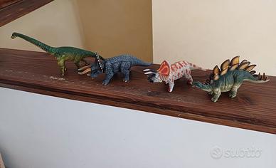 Set 4 dinosauri plastica dura