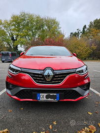 Renault Megane Plug-In Hybrid R.S. Line