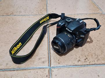 Nikon D3200 con 18-55 VR II kit
