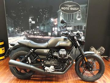 MOTO GUZZI V7 850