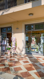 Attivitá commerciale articoli decorativi profumi