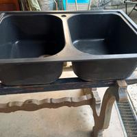 Lavandino cucina nero