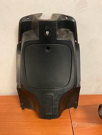 Peugeot tweet 125 retroscudo