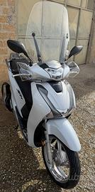 sh 125