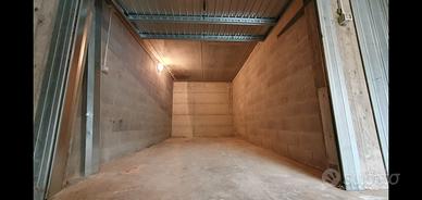 garage zona Roncocesi 