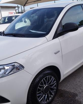 LANCIA Ypsilon 1.0 FireFly 5 porte S&S Hybrid Ec