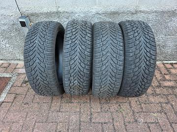 4 Pneumatici Invernali NOKIAN 225/55/R19