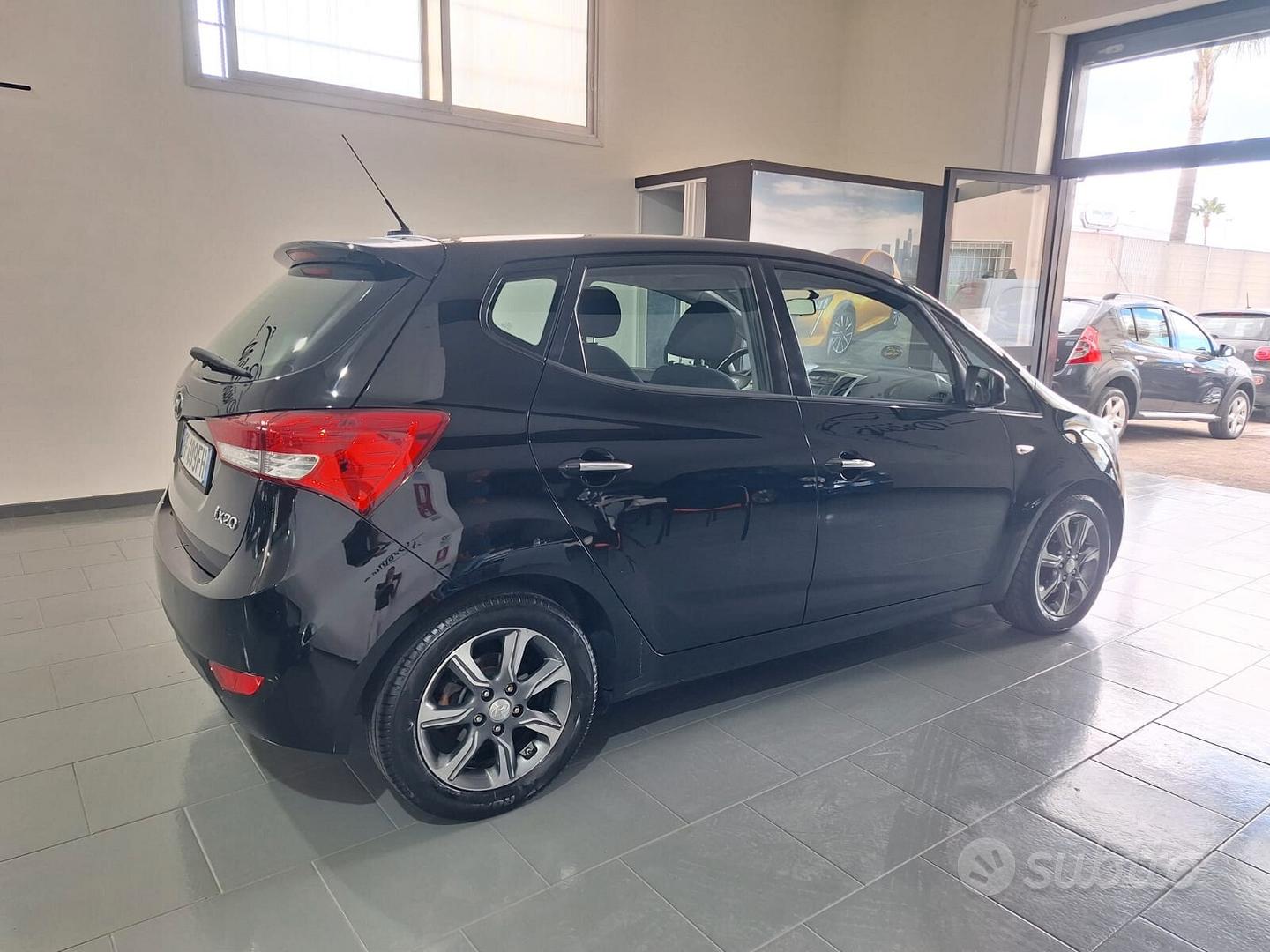 Hyundai Ix20 2016 photo 4
