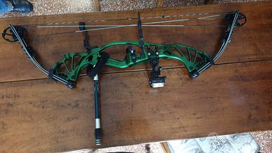 ARCO COMPOUND HOYT PREVAIL