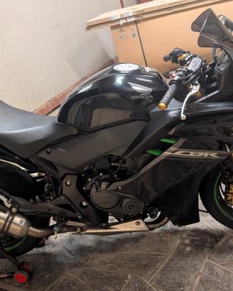 CBR 600 F ABS