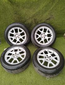 Cerchi e gomme jeep renagede da 215/60/17
