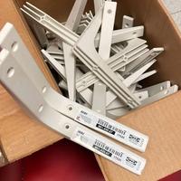 IKEA EKBY Coppia Staffe Bianche 801.420.67