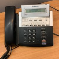4 telefoni Samsung con centralino