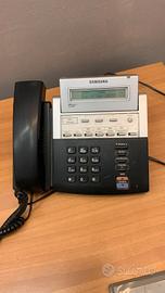 4 telefoni Samsung con centralino